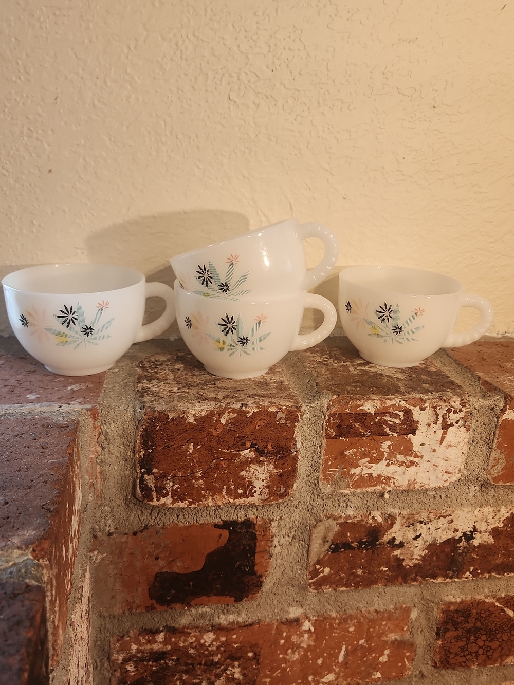 Milk Glass Tea Cups With Atomic Flower Pattern- Set of 4